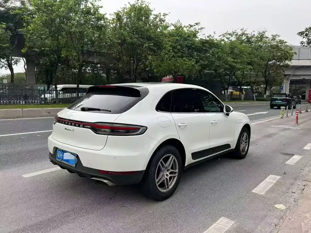 Porsche Macan 2019 — фото 4