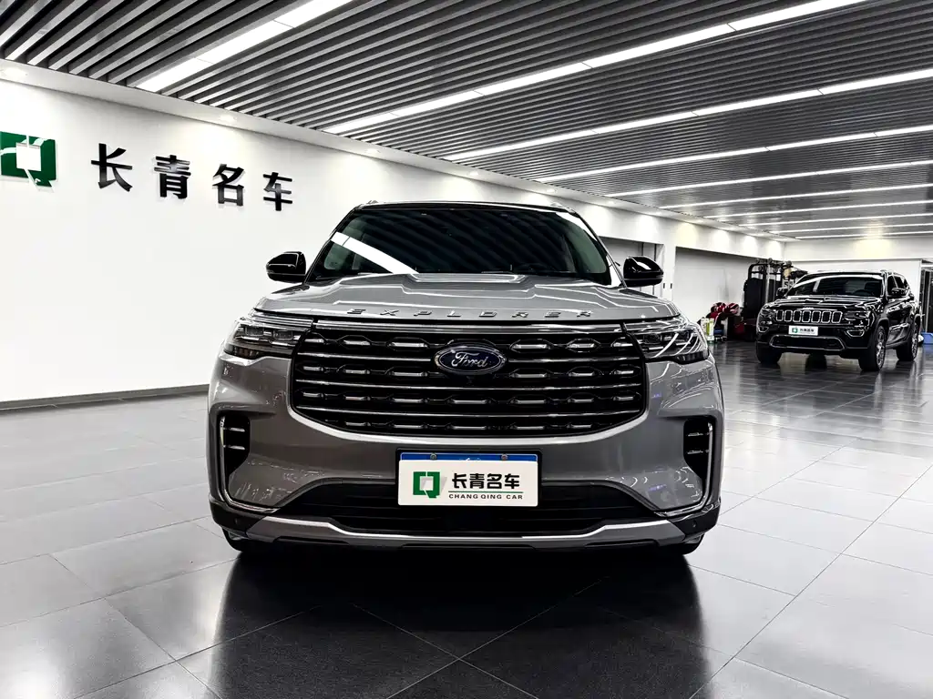 Ford Explorer 2023 — фото 2