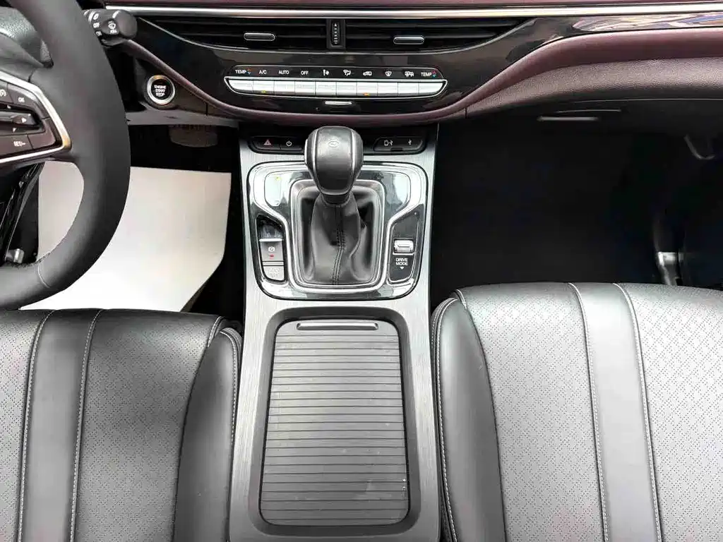 GAC Trumpchi M6 2022 — фото 7