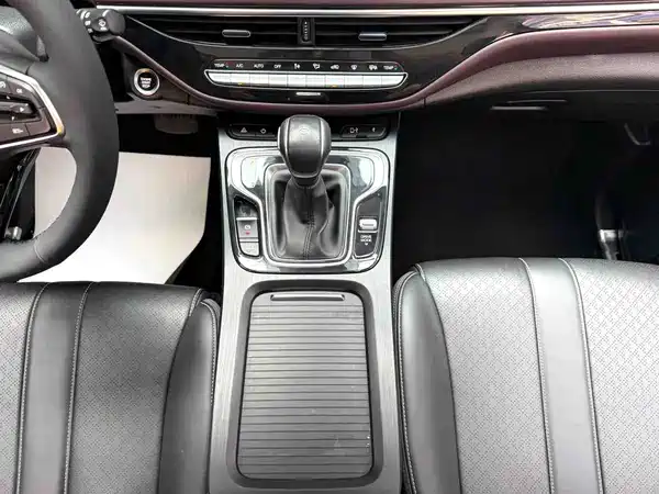 GAC Trumpchi M6 2022