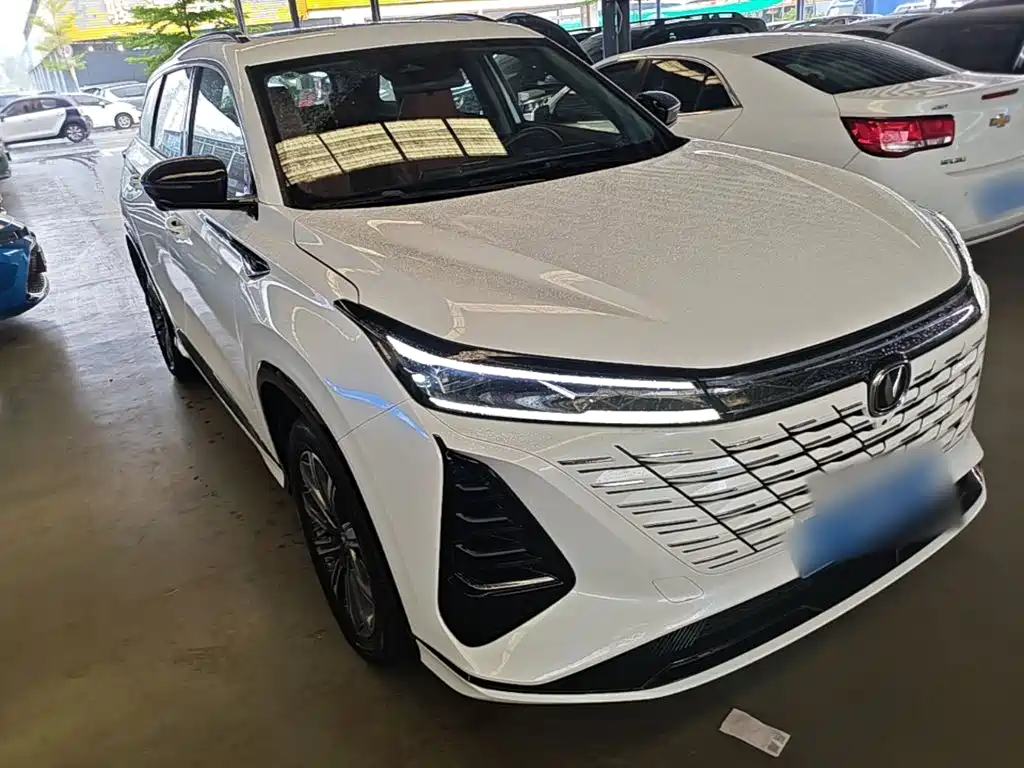 Changan CS75PLUS 2024 — фото 4