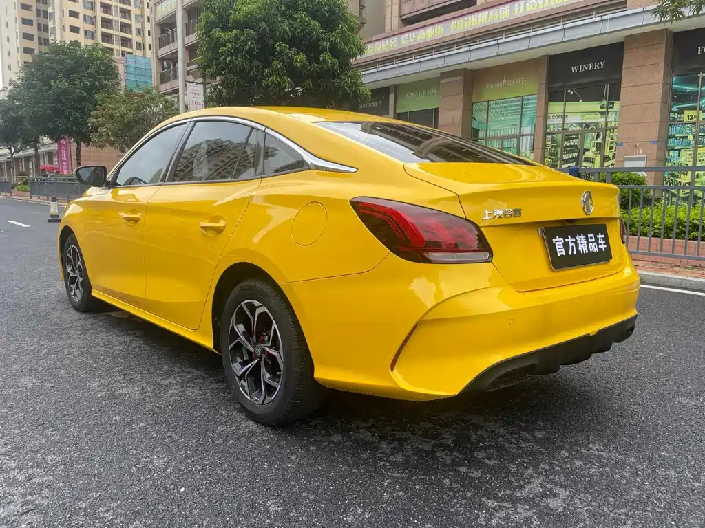 MG MG5 2022