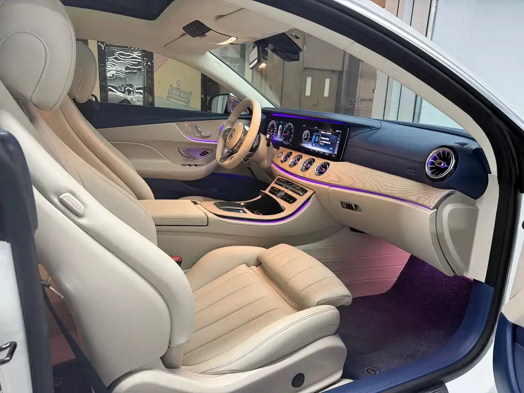 Mercedes-Benz E-Class 2020 — фото 13