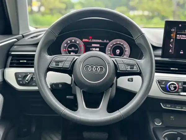 Audi A4L 2021