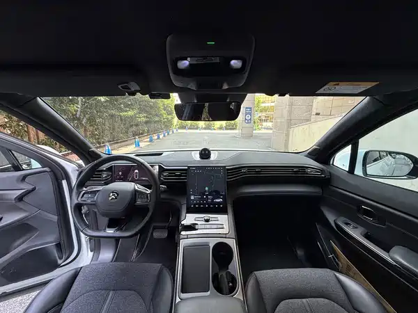 NIO EC6 2021