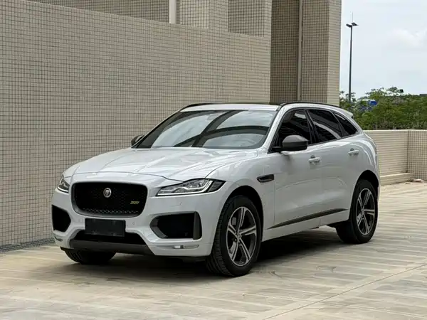 Jaguar F-PACE 2021