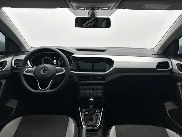 Volkswagen Tacqua 2022