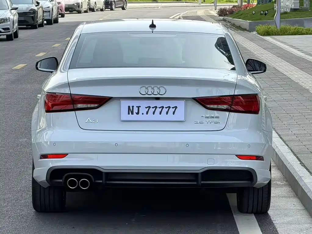 Audi A3 2019 — фото 15