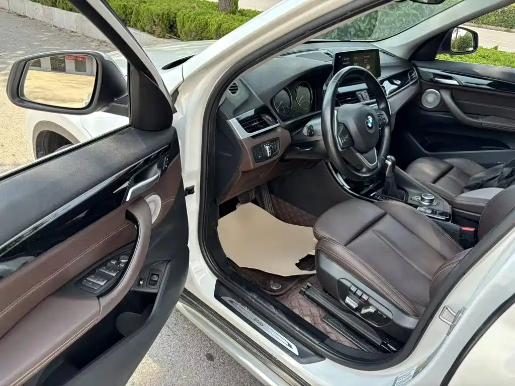 BMW X1 New Energy 2020 — фото 12