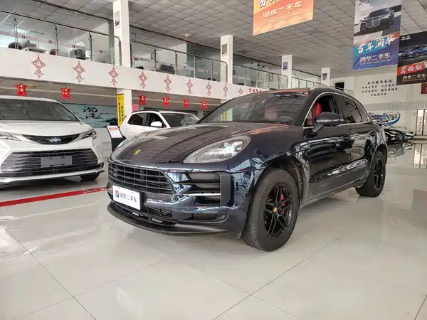 Porsche Macan 2021