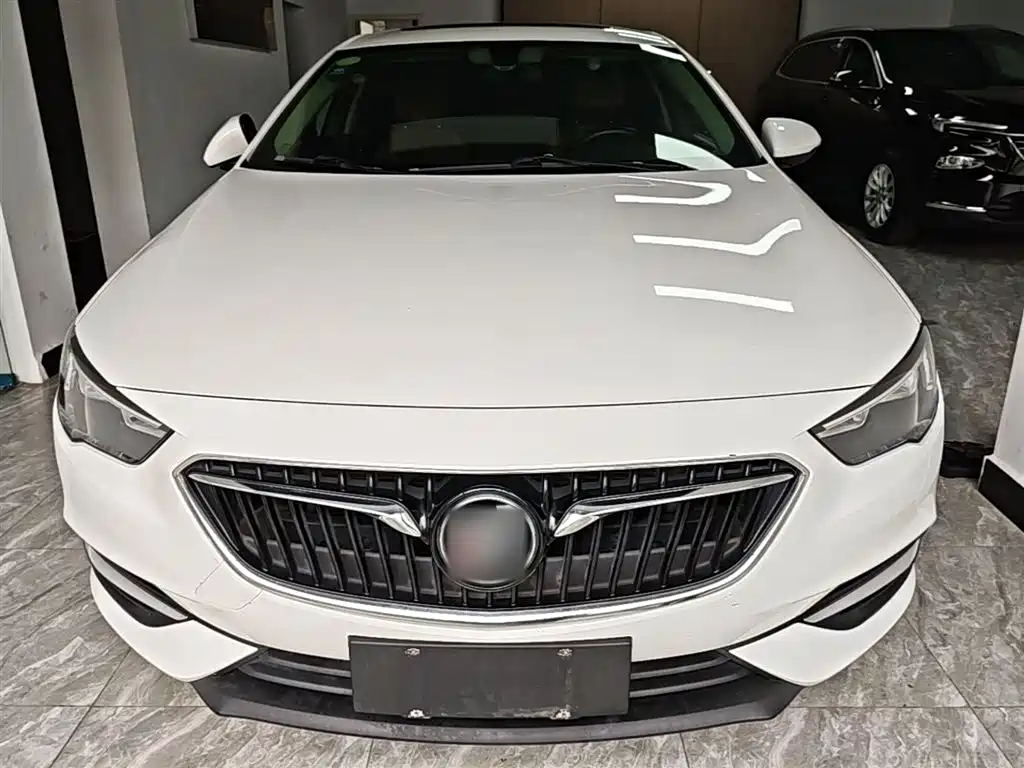 Buick Regal 2018 — фото 3