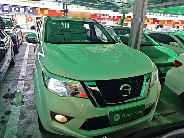 Nissan Terra 2018