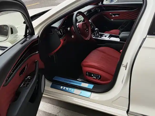 Bentley Flying Spur Plug-In Hybrid 2022