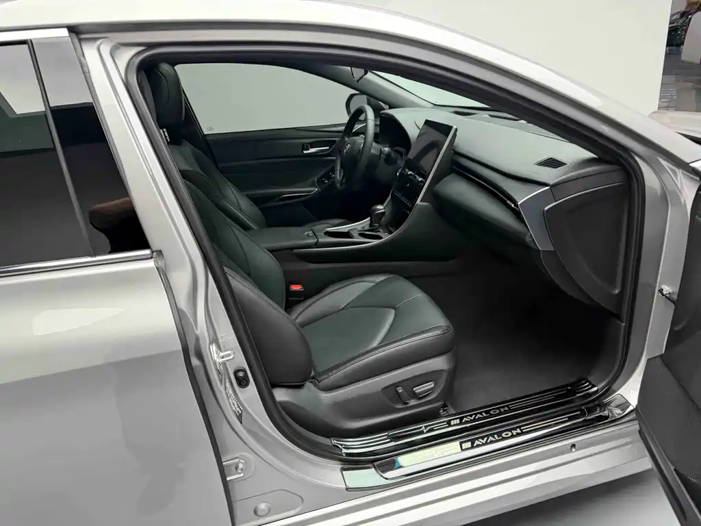 Toyota Avalon 2023 — фото 16