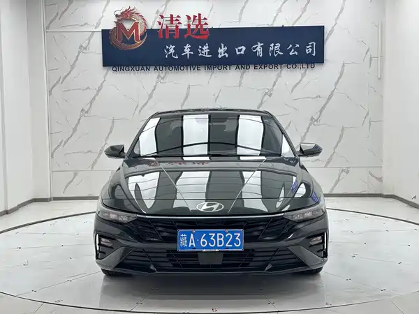 Hyundai Elantra 2023