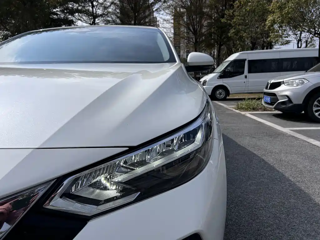 Nissan Sylphy 2022 — фото 13