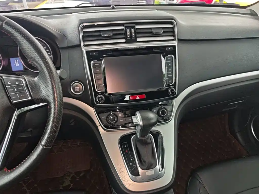 Haval H6 2017 — фото 13