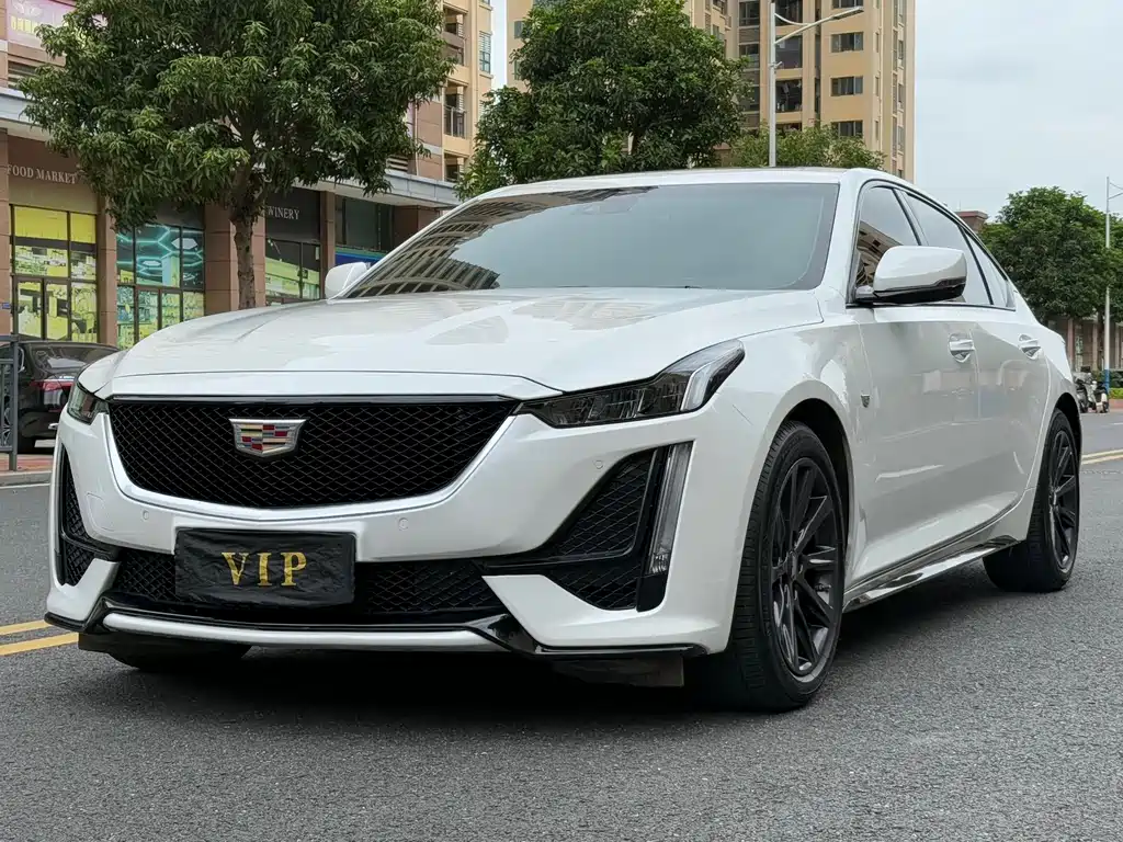 Cadillac CT5 2023 — фото 1