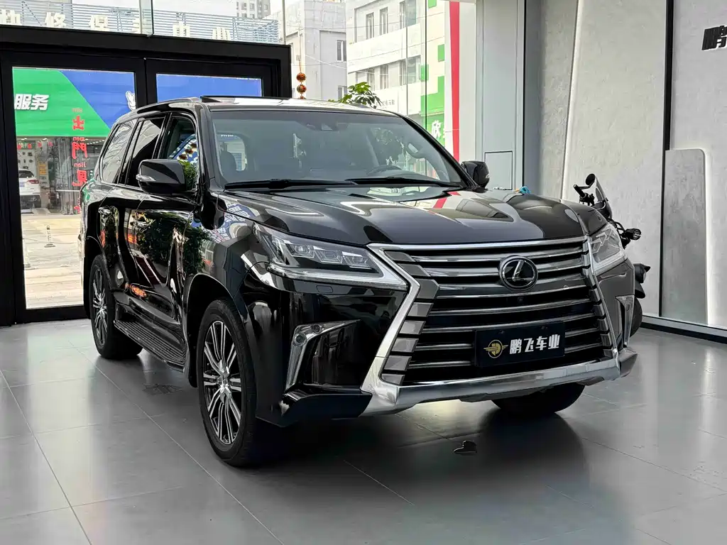 Lexus LX 2020 — фото 19