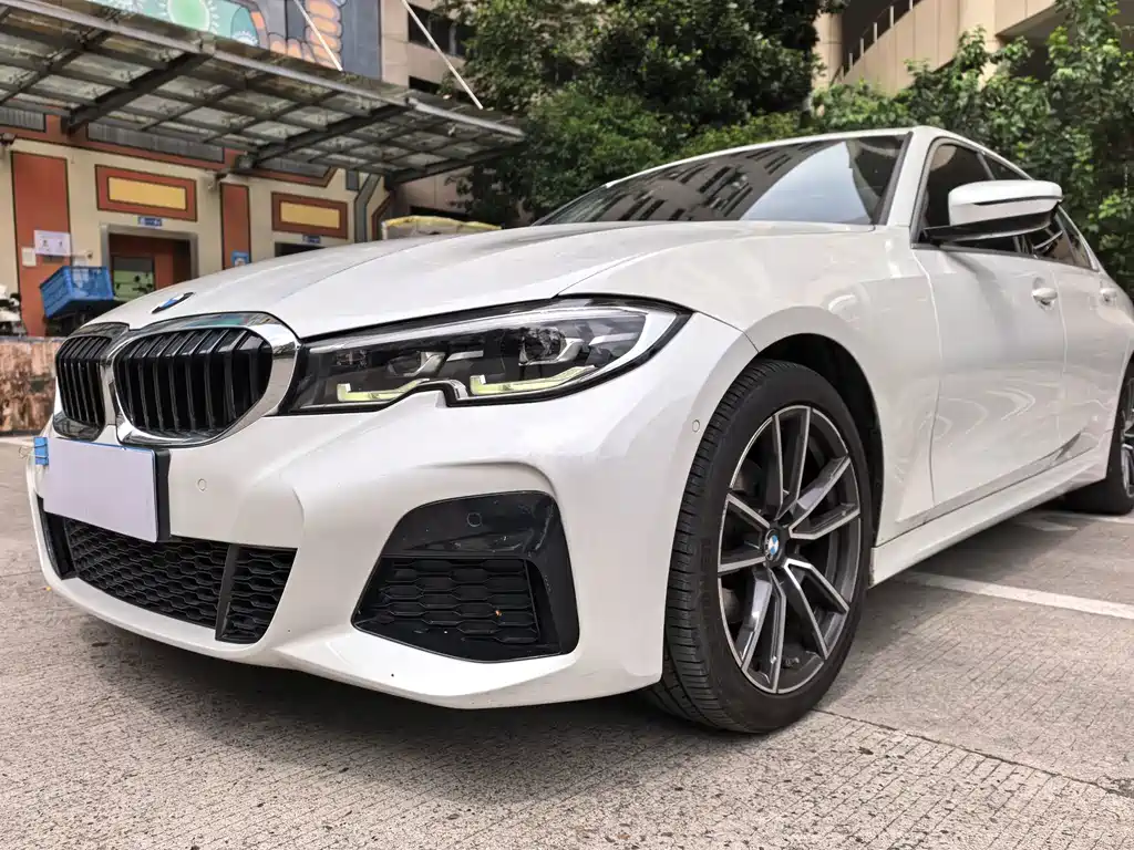BMW 3 Series 2020