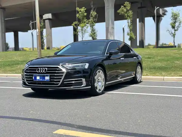 Audi A8 2022