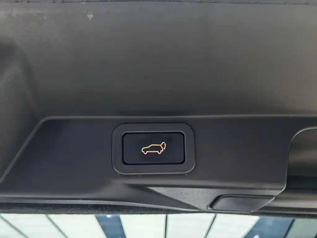Land Rover Sport 2018 — фото 15