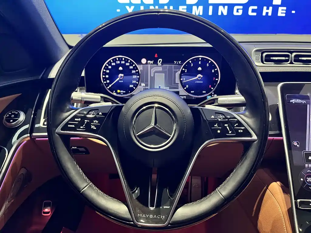Mercedes-Benz Maybach S-Class 2023 — фото 11