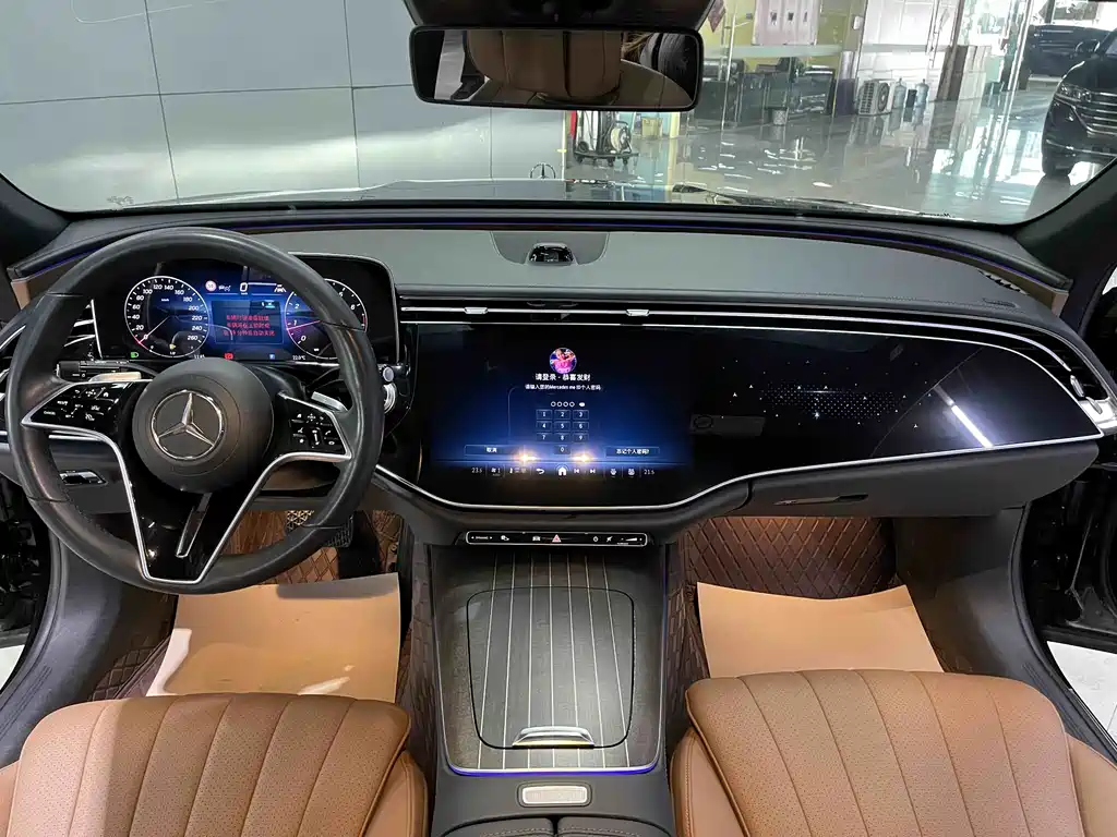 Mercedes-Benz E-Class 2024 — фото 10