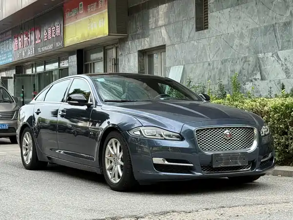 Jaguar XJ 2017