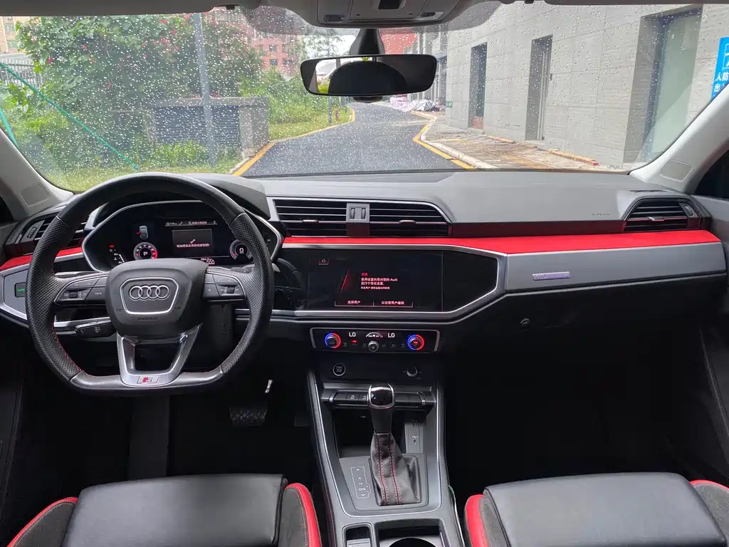 Audi Q3 Sportback 2024 — фото 12