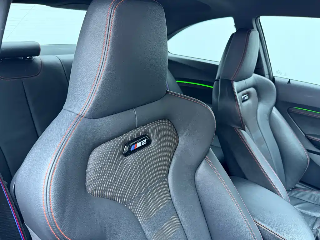 BMW M2 2019 — фото 14