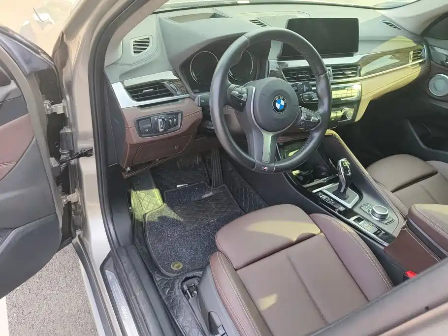 BMW X1 2021 — фото 12