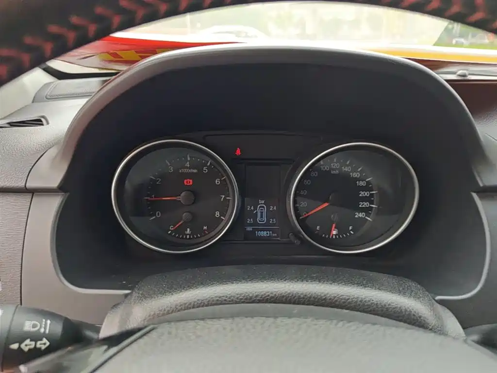 Haval H6 2015 — фото 12