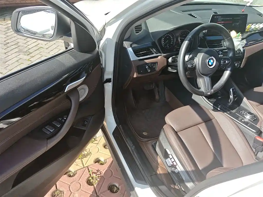 BMW X1 2021 — фото 16