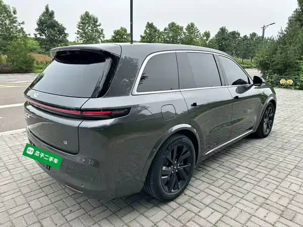 Li Auto L8 2023