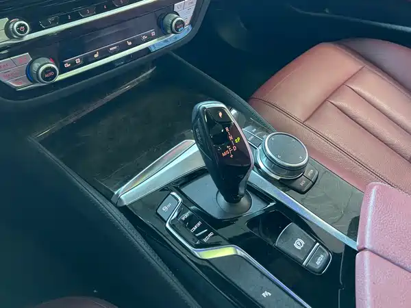 BMW 5 Series 2020