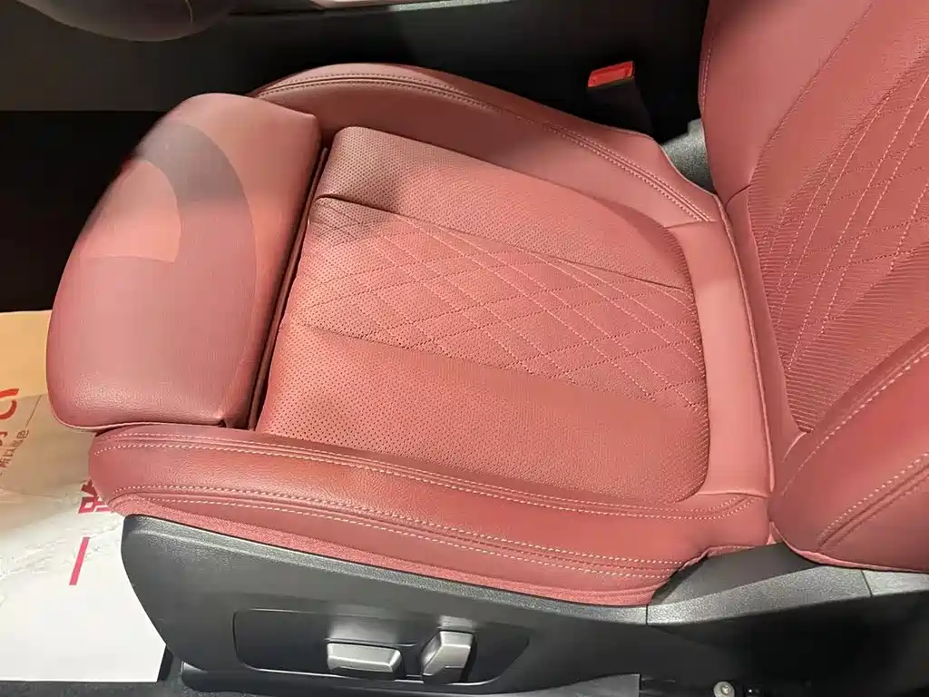 BMW 3 Series 2023 — фото 11
