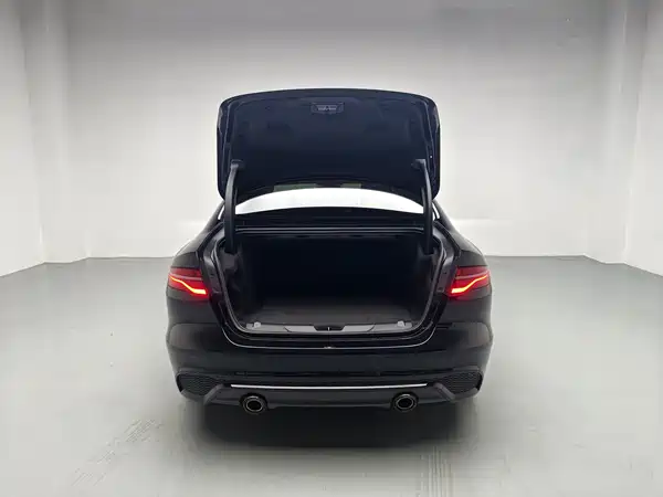 Jaguar XEL 2022
