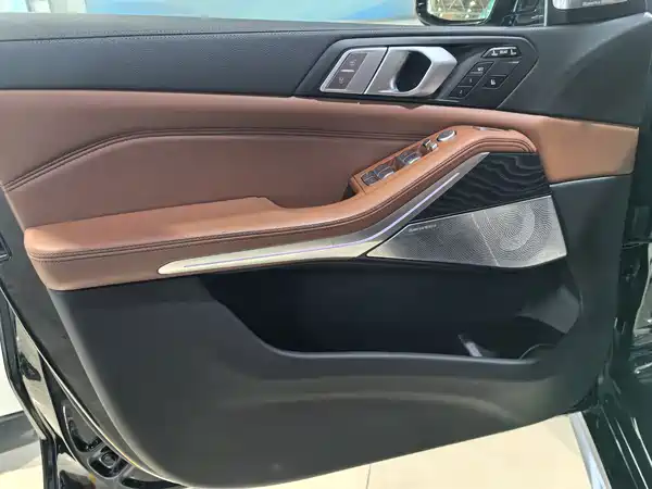 BMW X7 2019