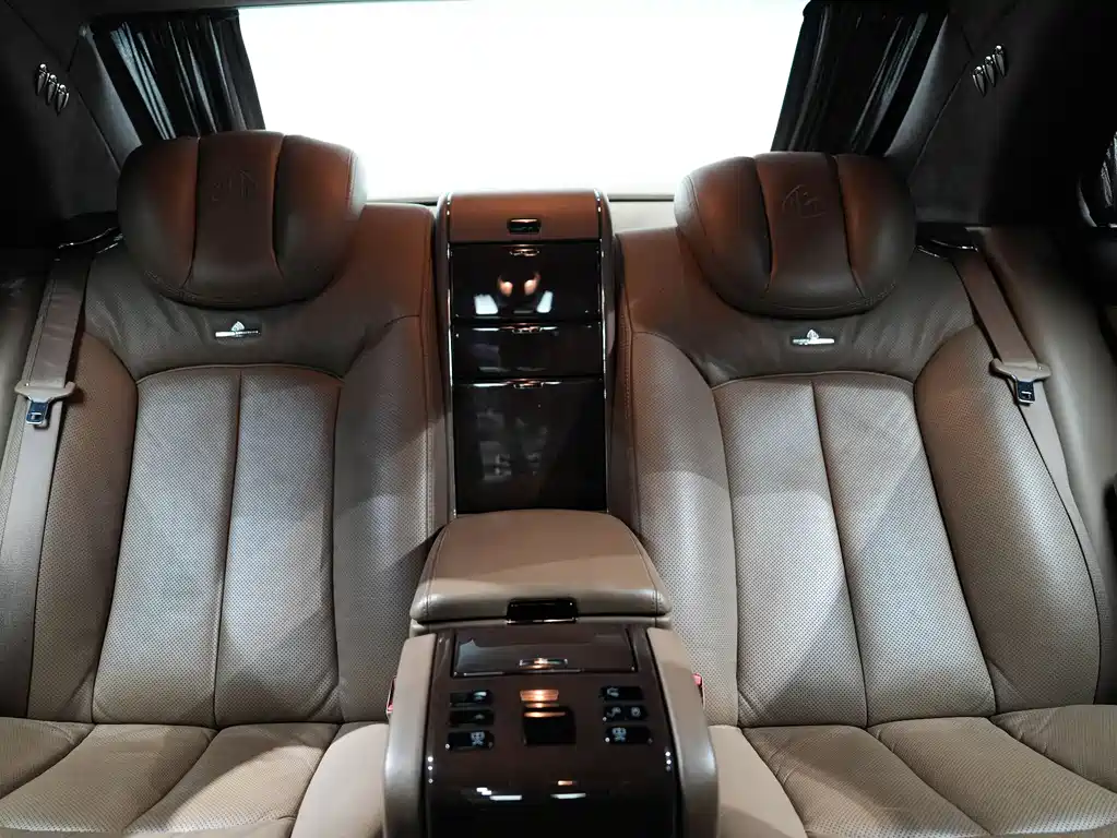 Maybach Maybach 2012 — фото 15