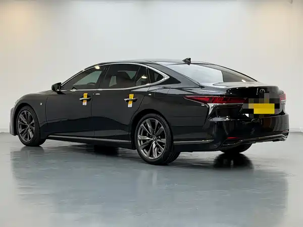 Lexus LS 2018