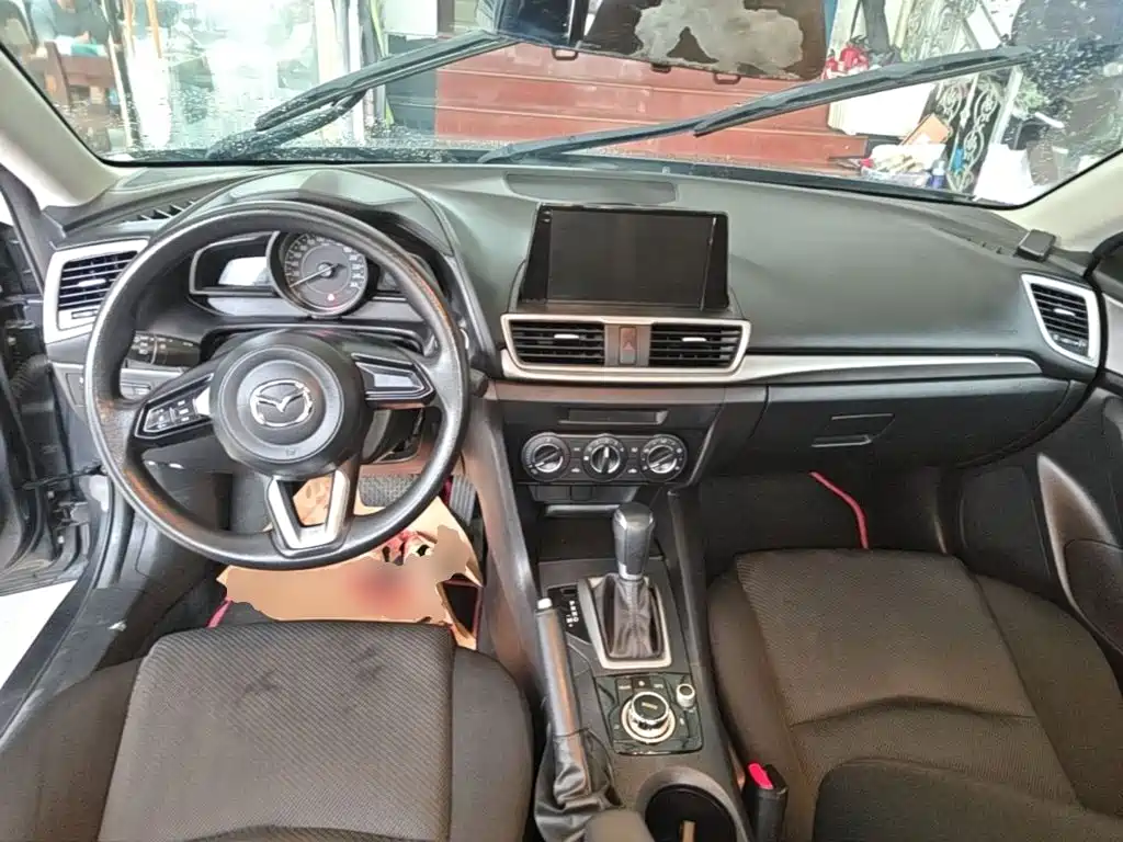 Mazda 3 Angkesela 2019 — фото 10