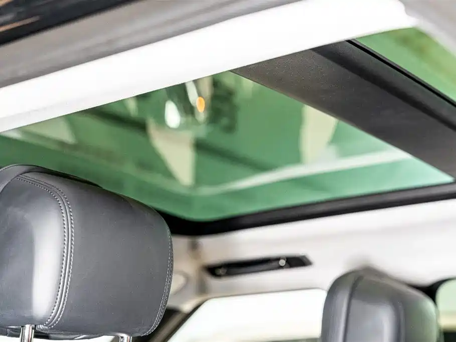 Land Rover Range Rover Sport 2023 — фото 12