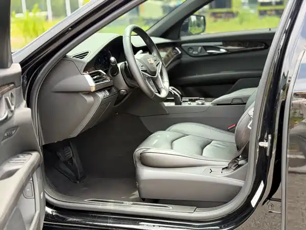 Cadillac CT6 2021