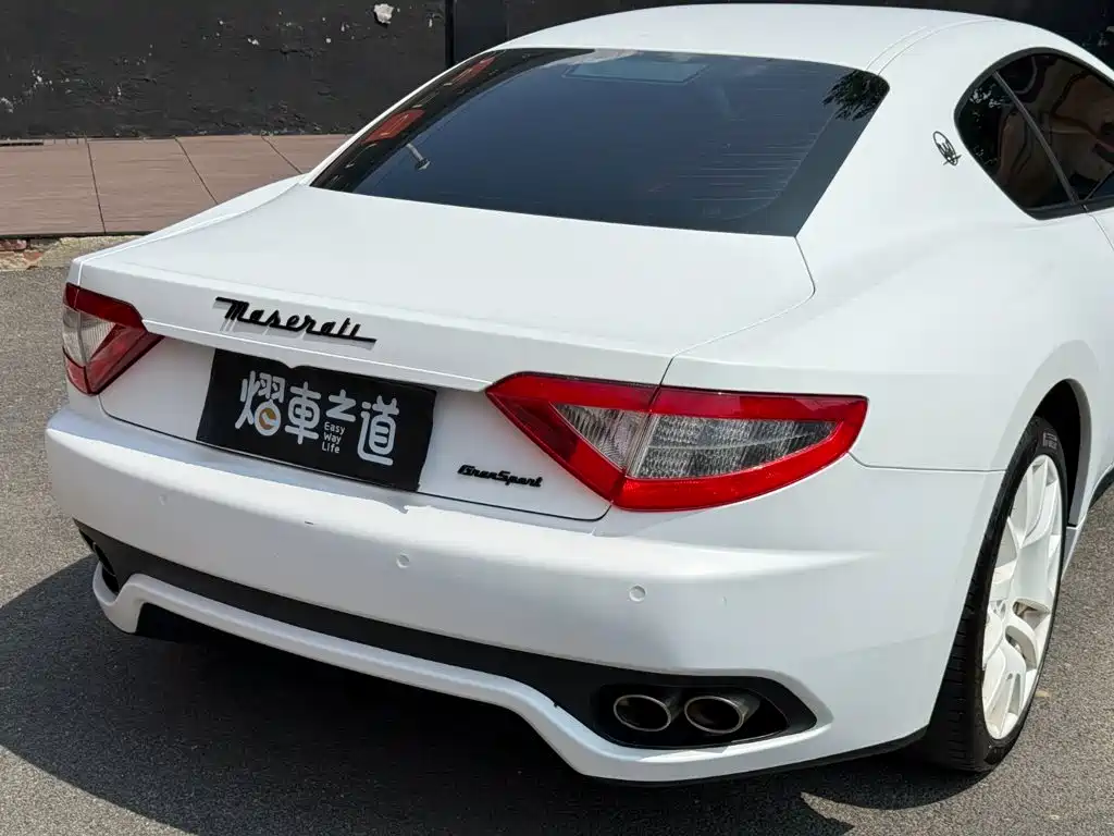 Maserati Granturismo 2009 — фото 21