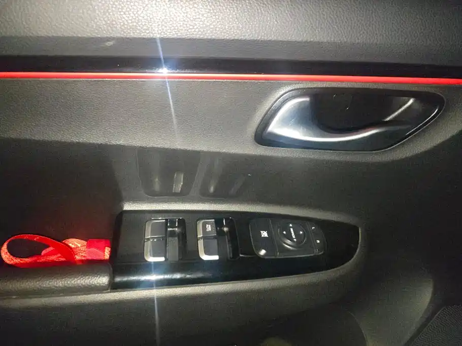 Kia KX CROSS 2018 — фото 7