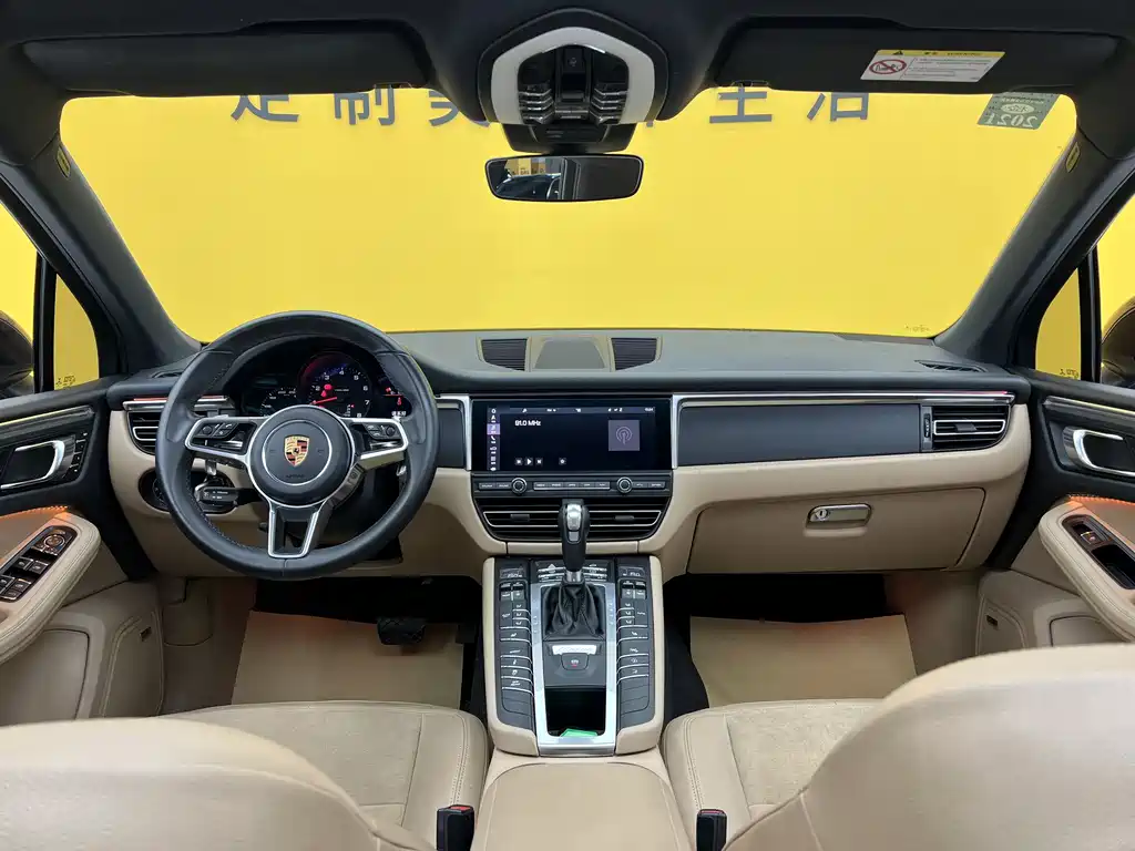 Porsche Macan 2019 — фото 12