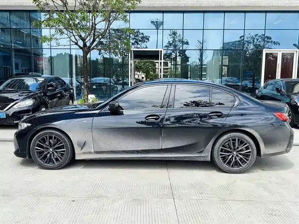 BMW 3 Series 2024