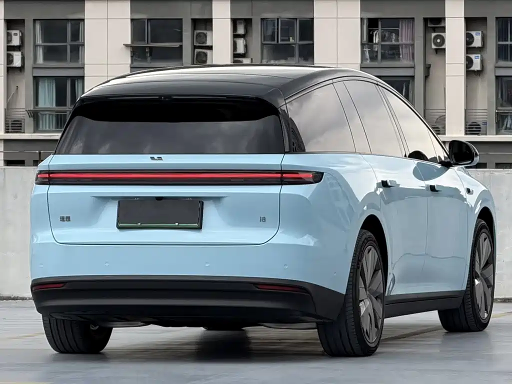 Li Auto i8 2025 — фото 4