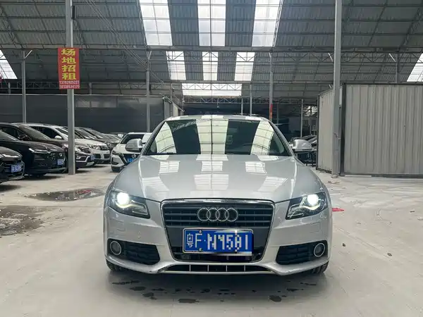 Audi A4L 2011
